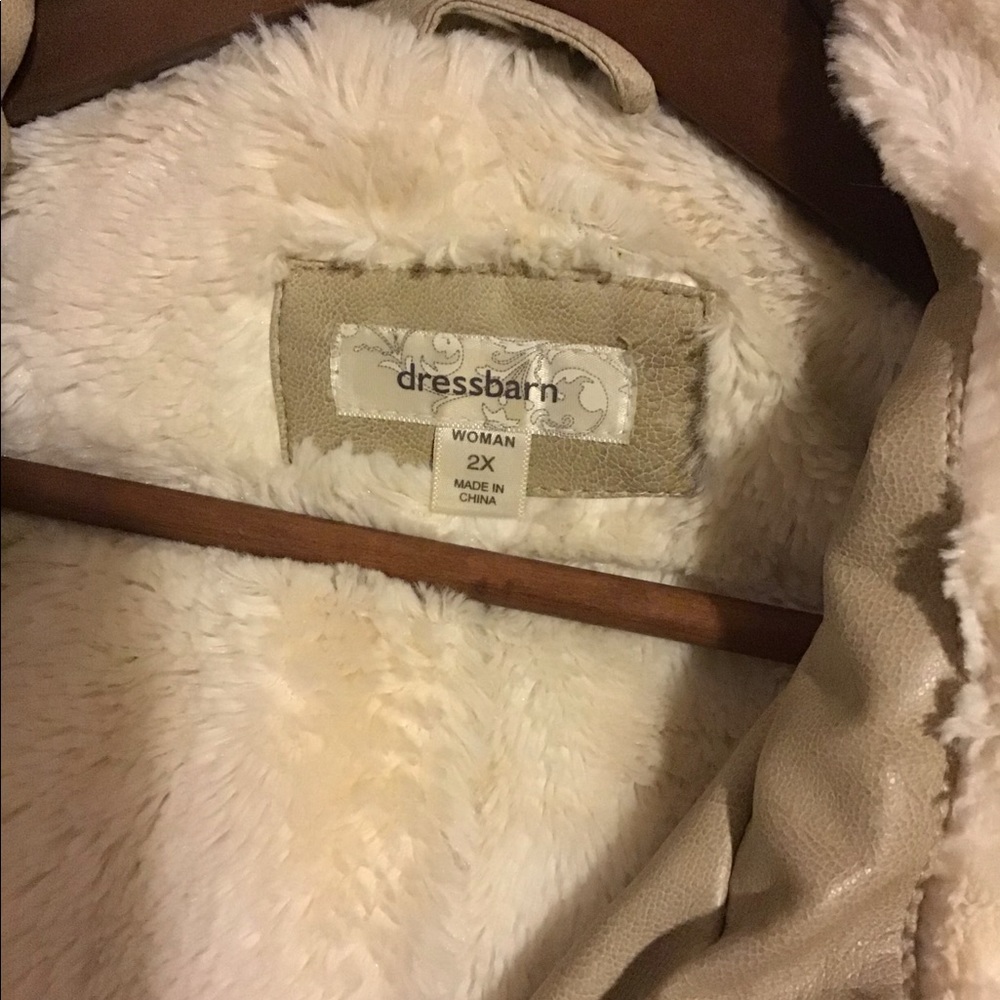 Jacket - Picture 2 of 3